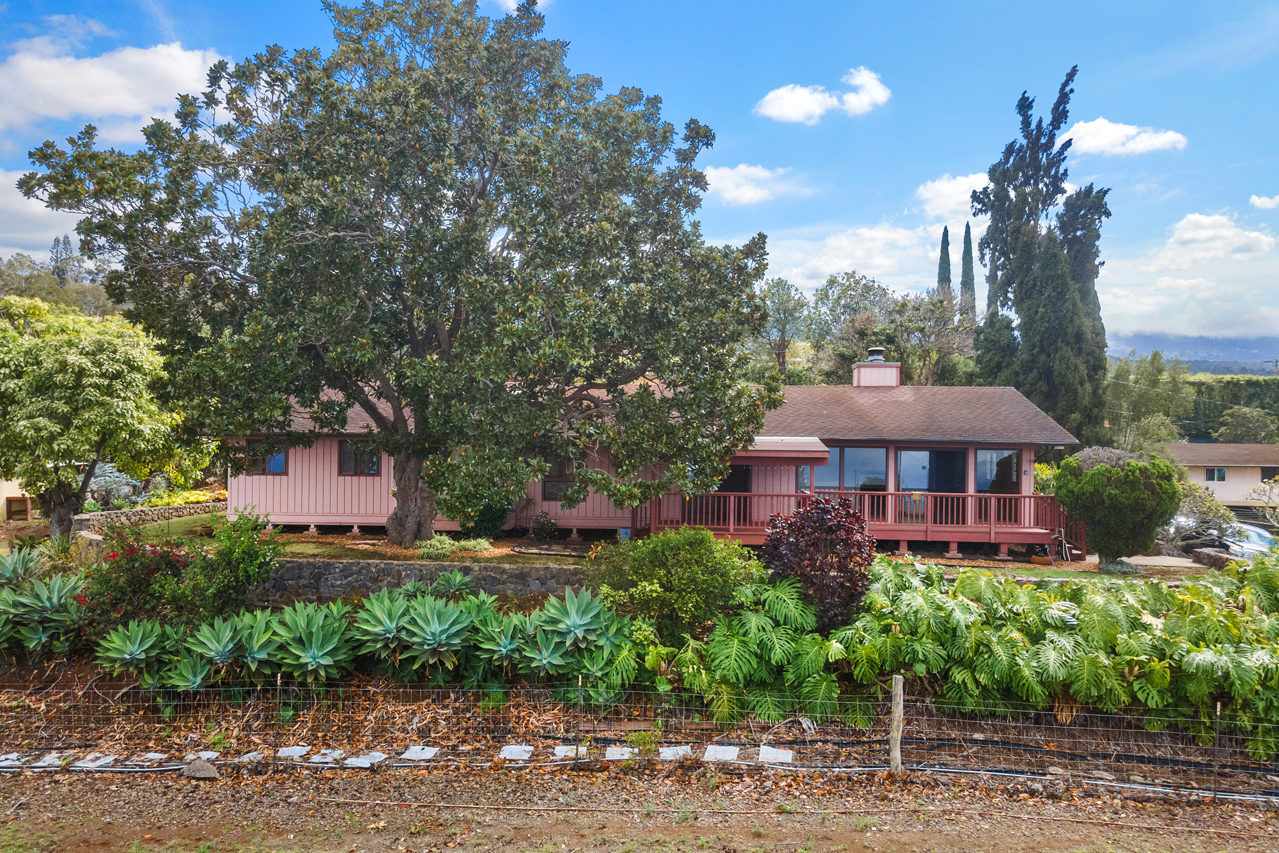 Main House: Exterior